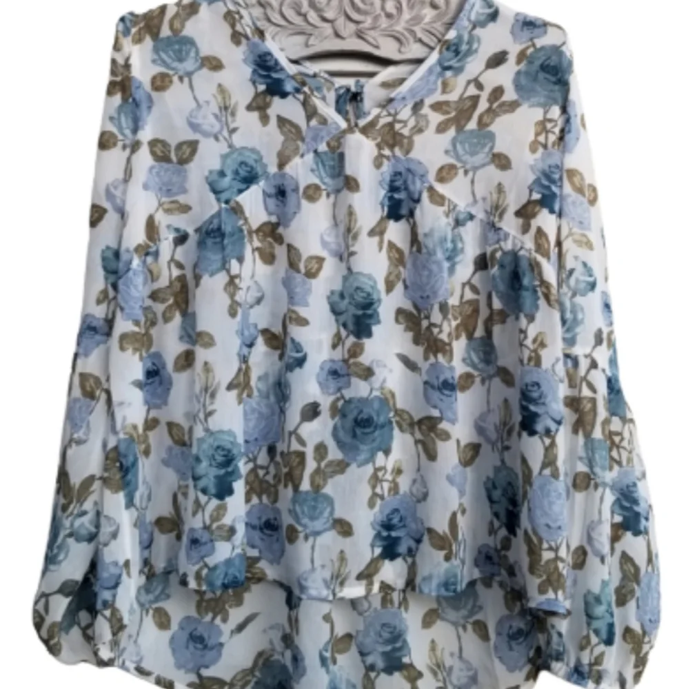 Mossimo Supply Co. Target Blue Floral Boho Blouse Size Medium NEW NWT - Picture 3 of 11
